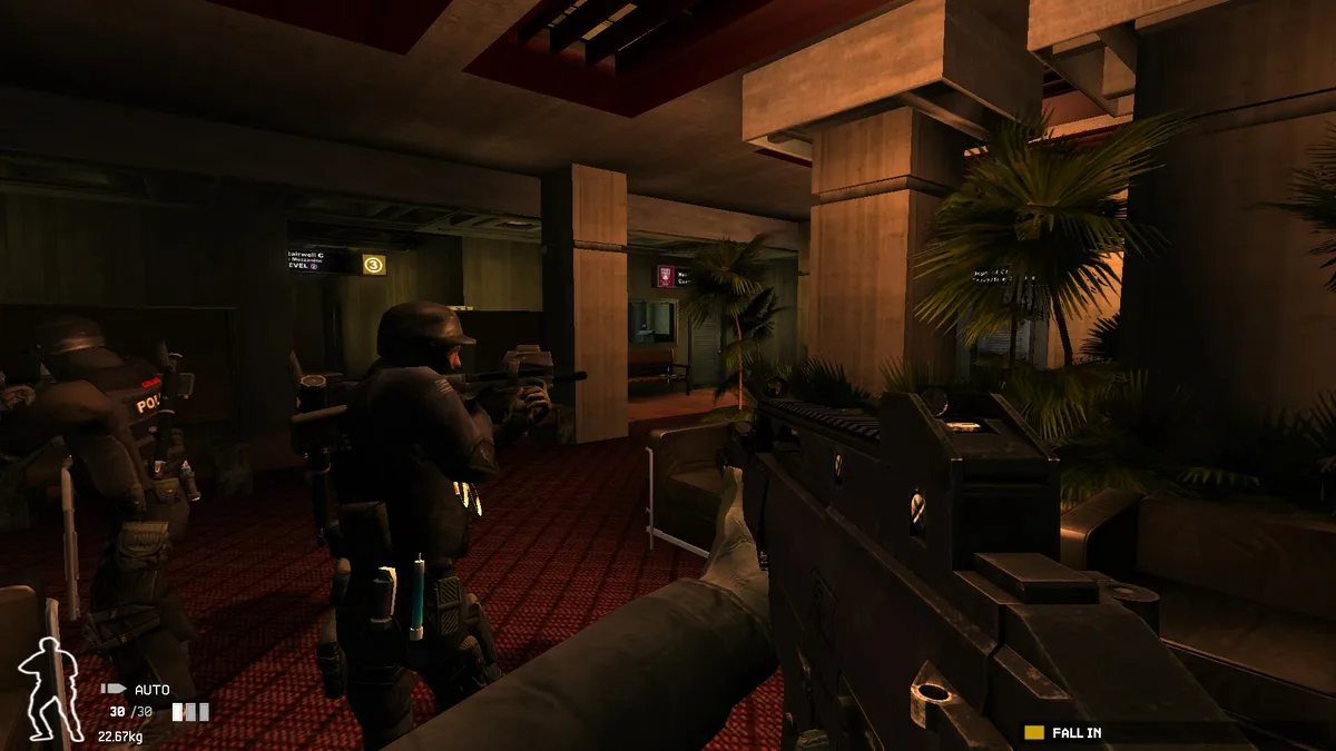SWAT: Elite Force — official screenshot 2